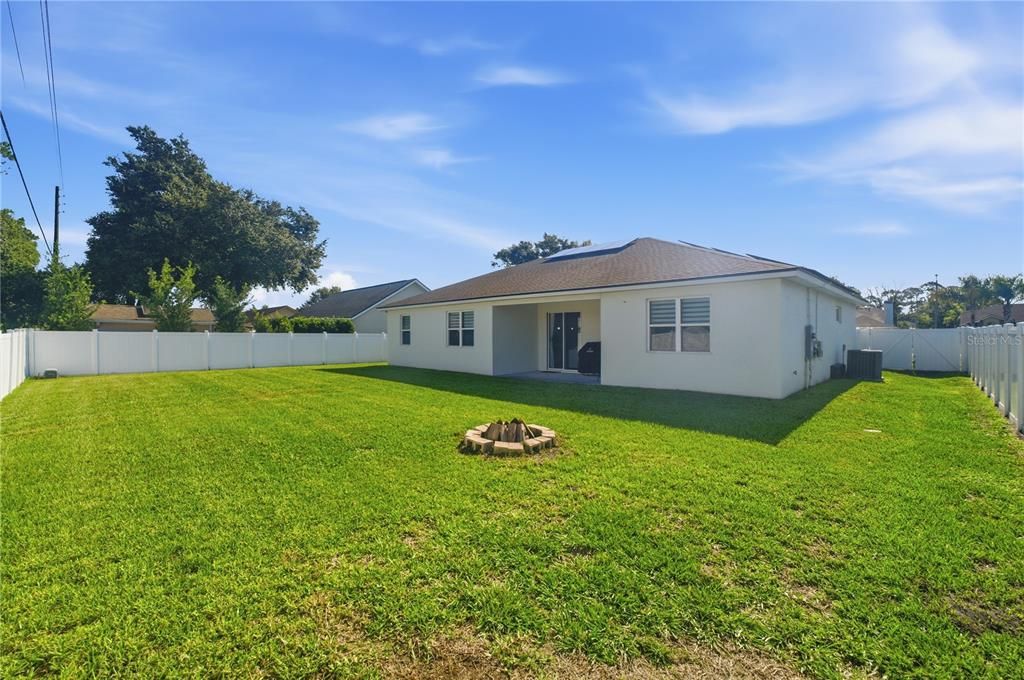 En Venta: $560,000 (4 camas, 3 baños, 2306 Pies cuadrados)