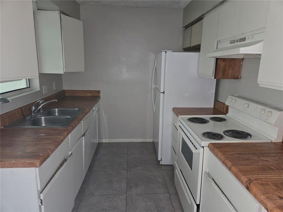 В аренду: $1,550 (2 спален, 2 ванн, 996 Квадратных фут)