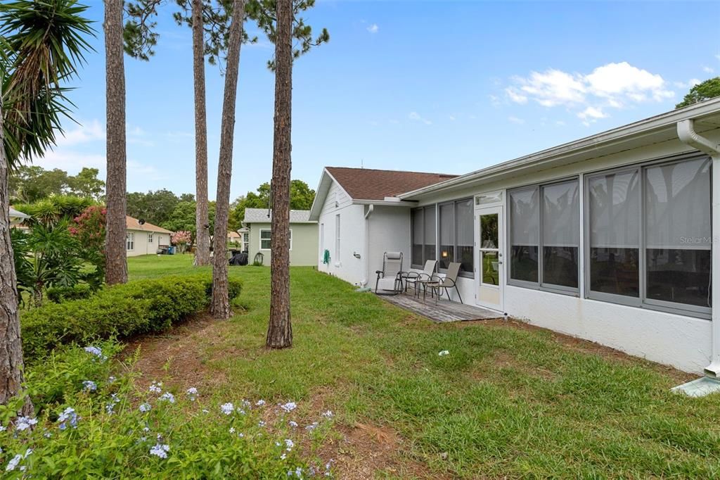 For Sale: $319,900 (2 beds, 2 baths, 1516 Square Feet)