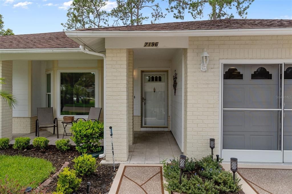 For Sale: $319,900 (2 beds, 2 baths, 1516 Square Feet)