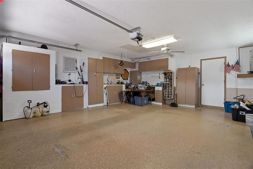 For Sale: $319,900 (2 beds, 2 baths, 1516 Square Feet)