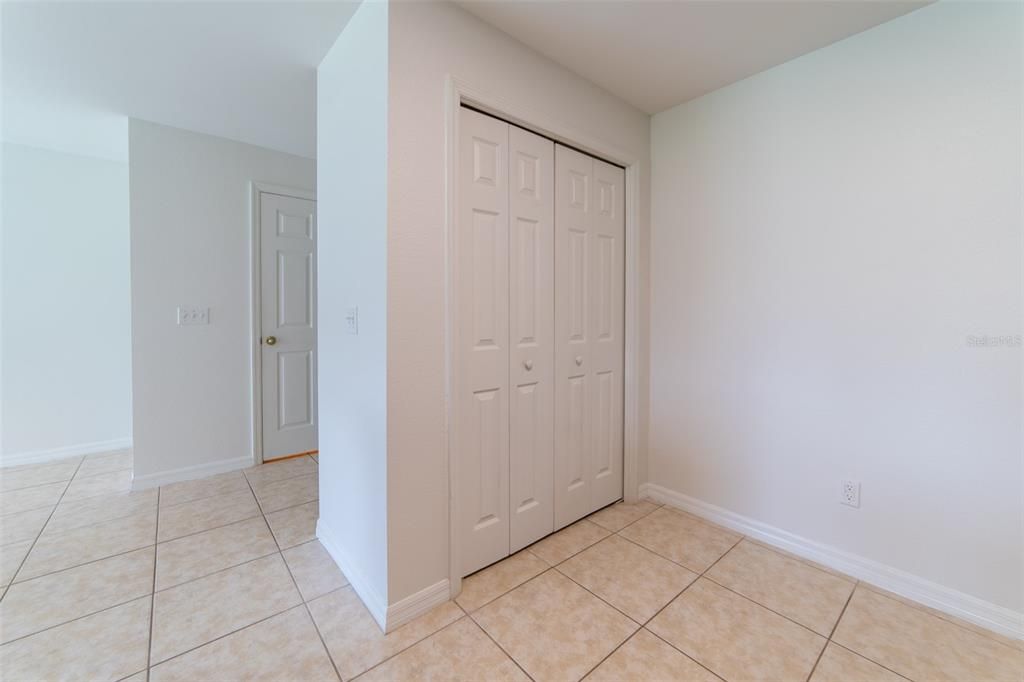 For Sale: $298,000 (2 beds, 2 baths, 1278 Square Feet)