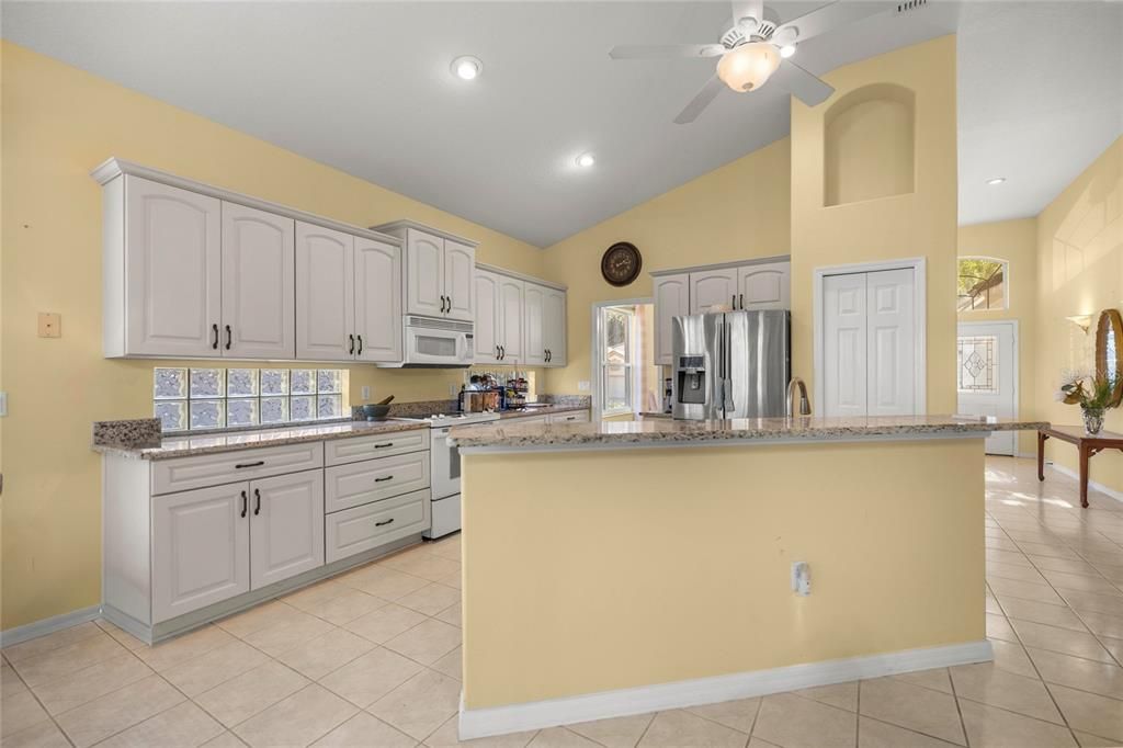 For Sale: $399,000 (3 beds, 2 baths, 2100 Square Feet)