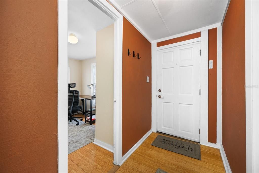 En Venta: $285,000 (3 camas, 1 baños, 960 Pies cuadrados)