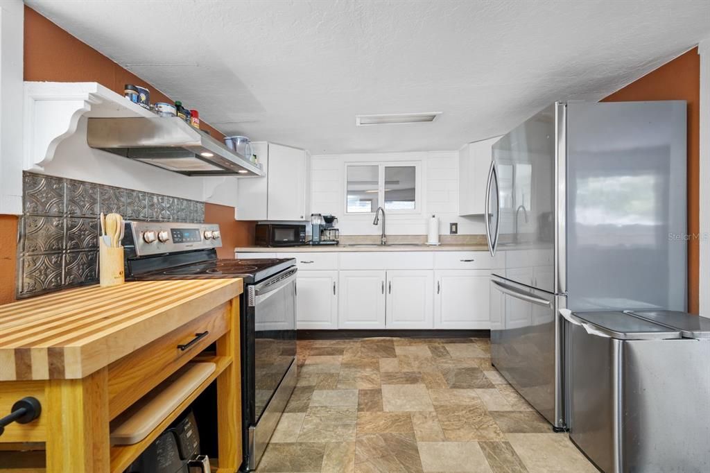 En Venta: $285,000 (3 camas, 1 baños, 960 Pies cuadrados)