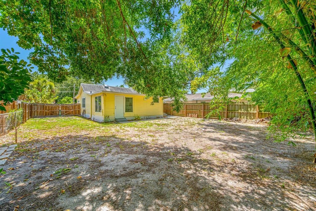En Venta: $285,000 (3 camas, 1 baños, 960 Pies cuadrados)