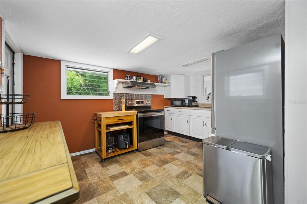 En Venta: $285,000 (3 camas, 1 baños, 960 Pies cuadrados)