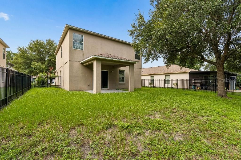 En Venta: $425,000 (4 camas, 2 baños, 2239 Pies cuadrados)
