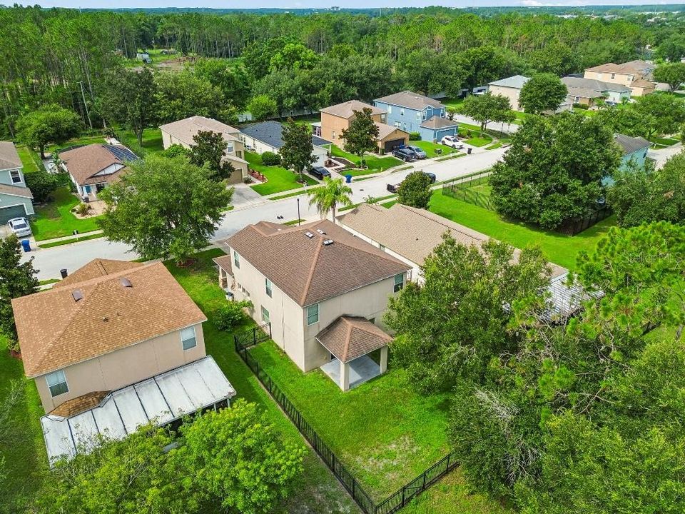 En Venta: $425,000 (4 camas, 2 baños, 2239 Pies cuadrados)