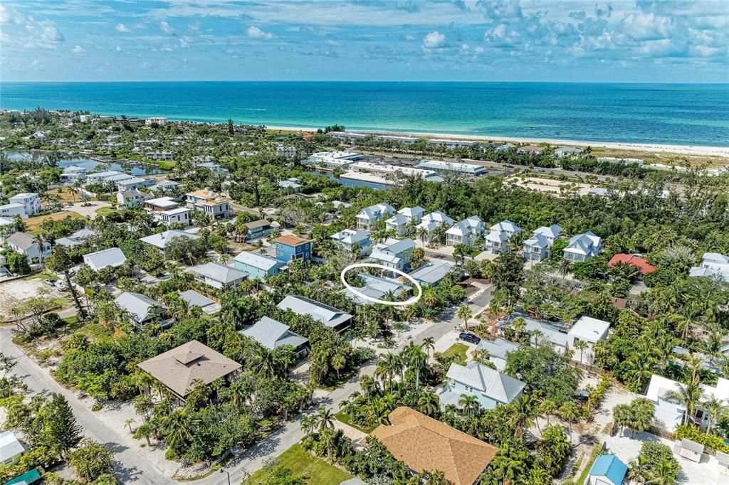 На продажу: $999,000 (2 спален, 2 ванн, 1673 Квадратных фут)