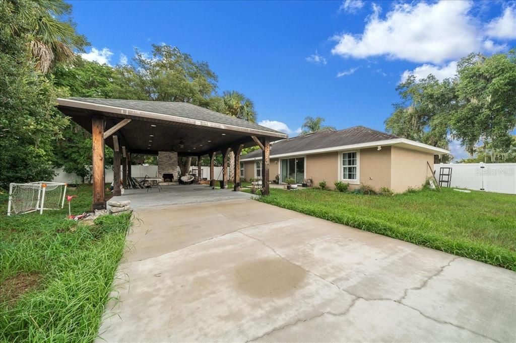 En Venta: $384,900 (3 camas, 2 baños, 1670 Pies cuadrados)