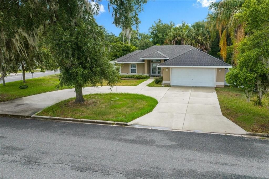 En Venta: $384,900 (3 camas, 2 baños, 1670 Pies cuadrados)