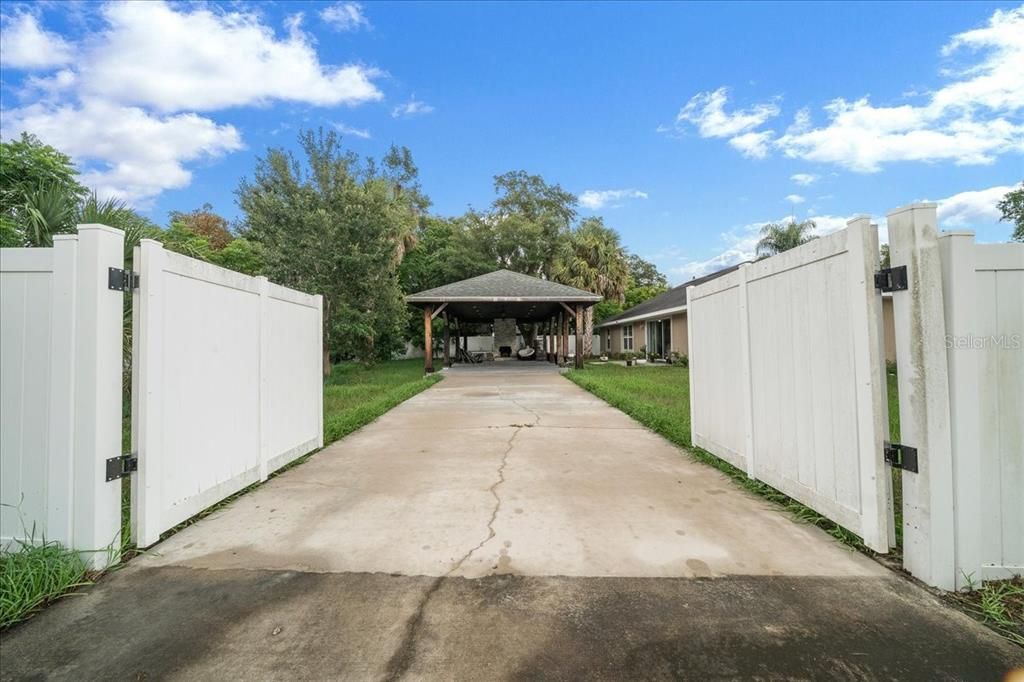 En Venta: $384,900 (3 camas, 2 baños, 1670 Pies cuadrados)