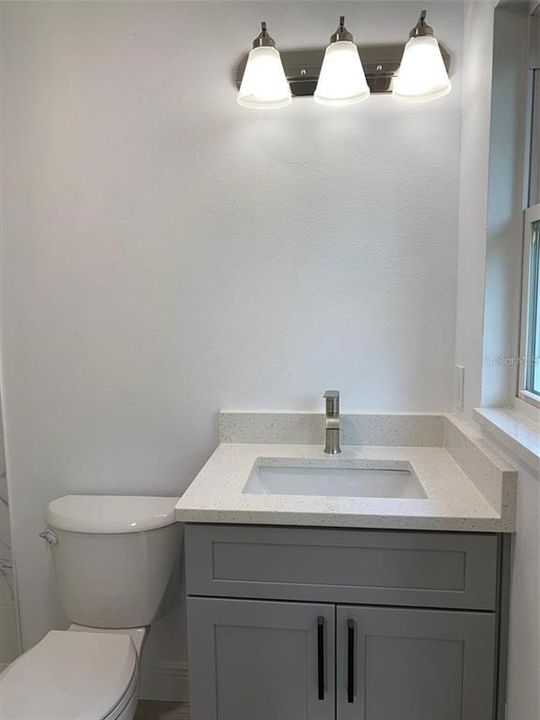 Под контрактом: $1,995 (3 спален, 2 ванн, 1269 Квадратных фут)