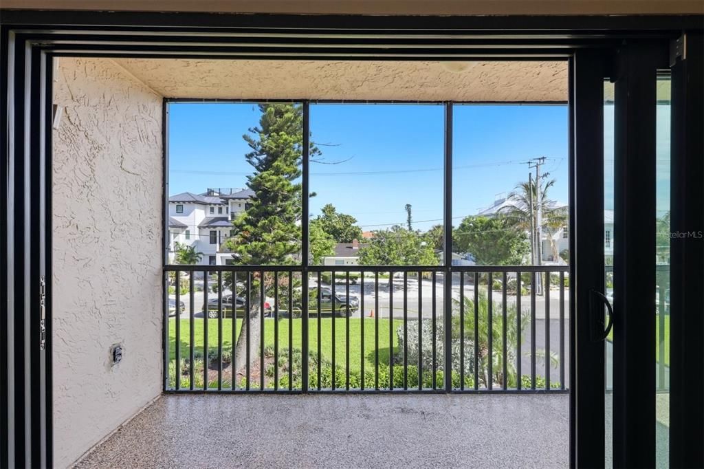 En Venta: $685,000 (2 camas, 2 baños, 1367 Pies cuadrados)