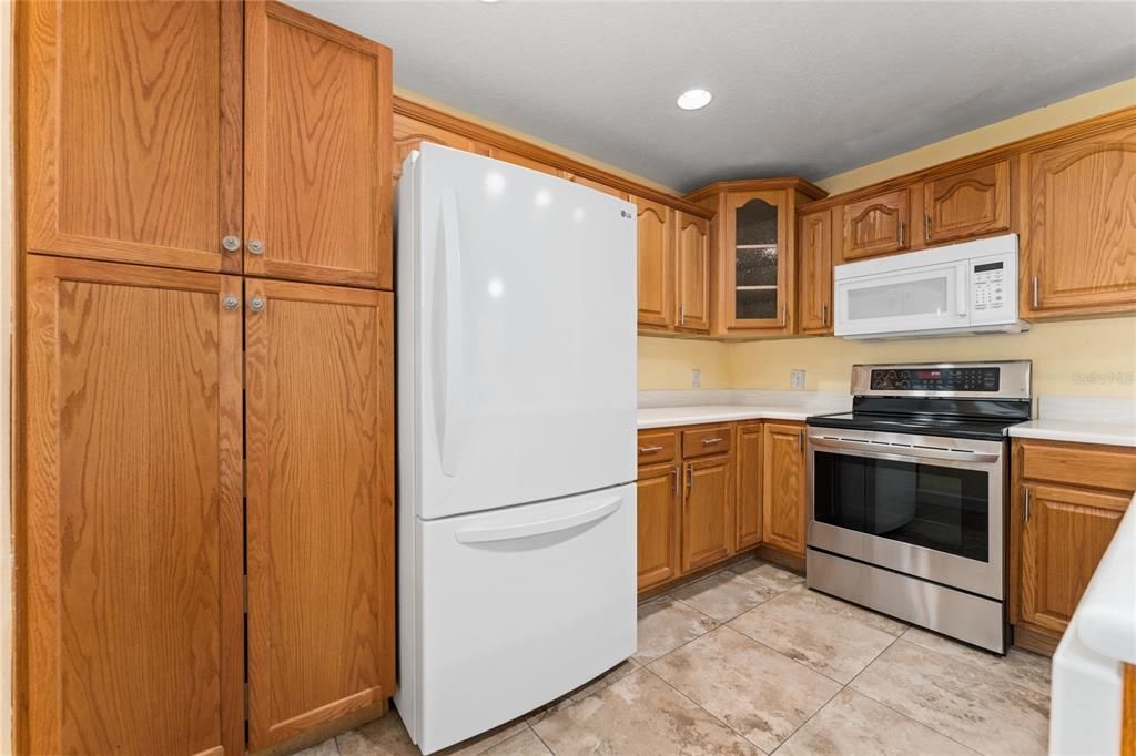 В аренду: $1,850 (3 спален, 2 ванн, 1525 Квадратных фут)