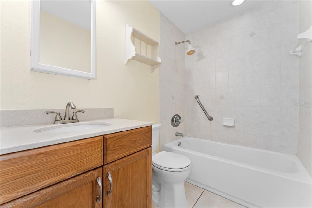 В аренду: $1,850 (3 спален, 2 ванн, 1525 Квадратных фут)