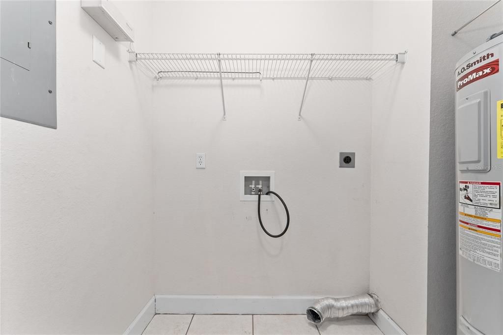 В аренду: $1,850 (3 спален, 2 ванн, 1525 Квадратных фут)