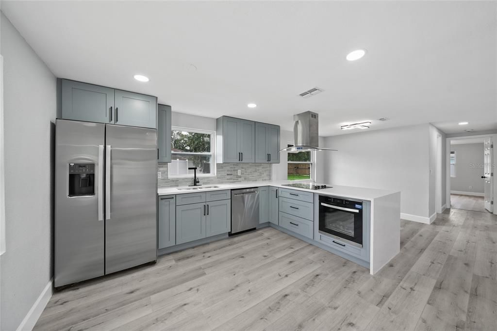 Activo con contrato: $459,000 (3 camas, 2 baños, 1612 Pies cuadrados)