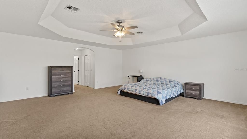 For Sale: $510,000 (4 beds, 2 baths, 2509 Square Feet)