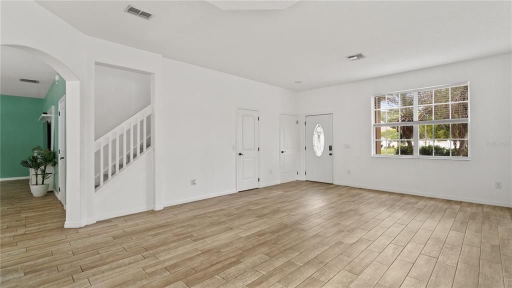 For Sale: $510,000 (4 beds, 2 baths, 2509 Square Feet)