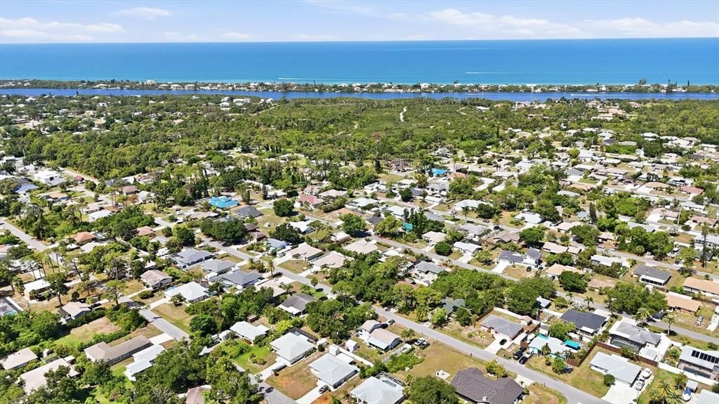 На продажу: $400,000 (3 спален, 3 ванн, 1612 Квадратных фут)