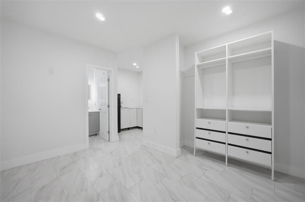 For Sale: $790,000 (4 beds, 2 baths, 1991 Square Feet)