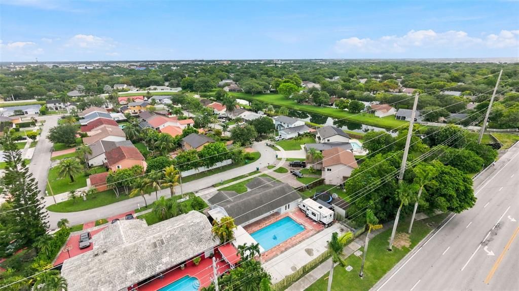 For Sale: $790,000 (4 beds, 2 baths, 1991 Square Feet)