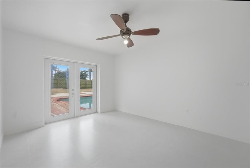 For Sale: $790,000 (4 beds, 2 baths, 1991 Square Feet)