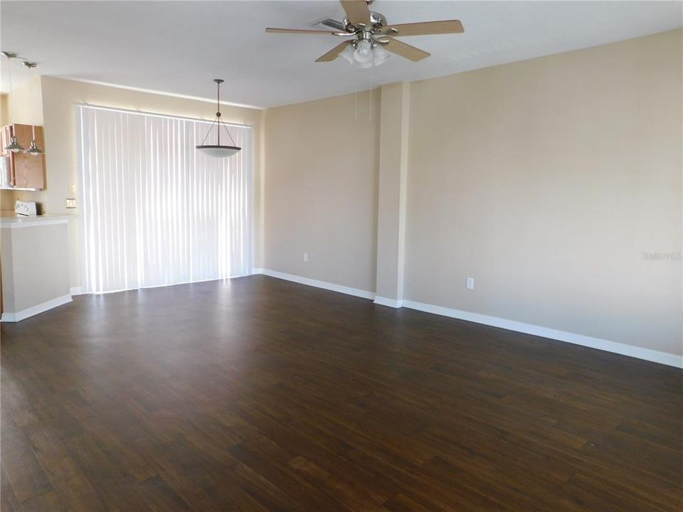 В аренду: $1,850 (2 спален, 1 ванн, 1146 Квадратных фут)