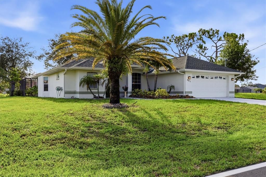 For Sale: $445,000 (3 beds, 2 baths, 2279 Square Feet)