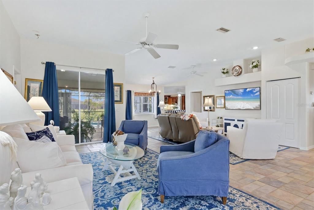 For Sale: $445,000 (3 beds, 2 baths, 2279 Square Feet)