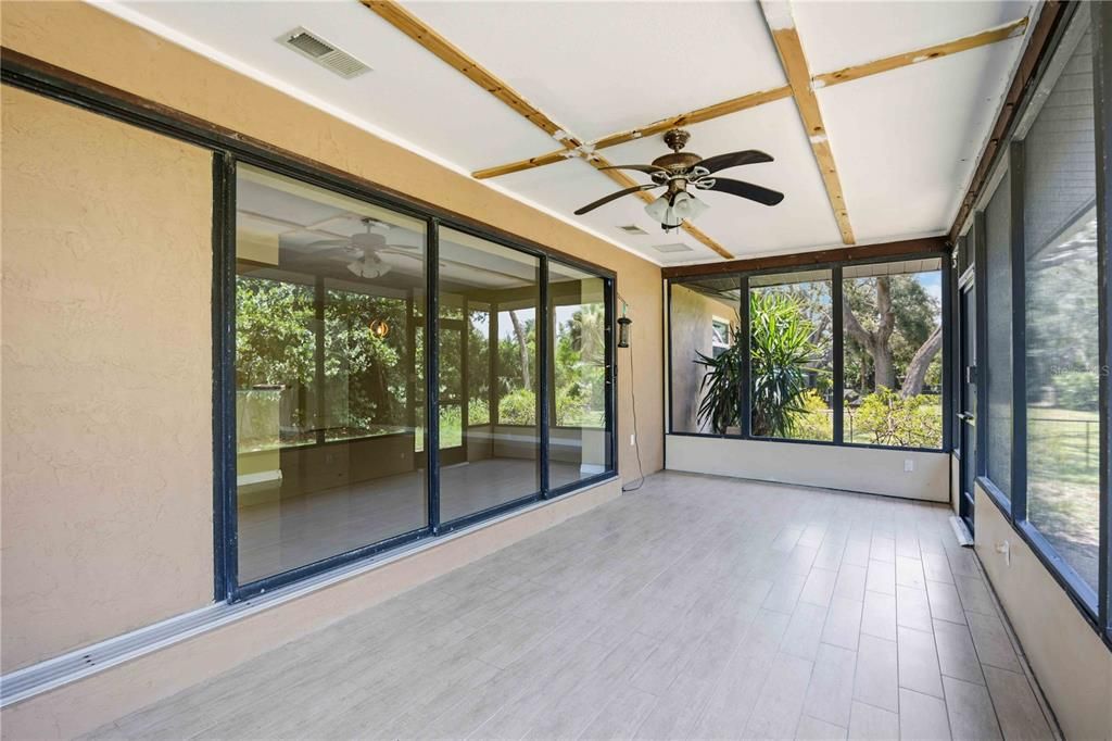 For Sale: $450,000 (3 beds, 2 baths, 1991 Square Feet)