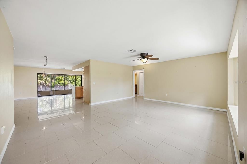 For Sale: $450,000 (3 beds, 2 baths, 1991 Square Feet)