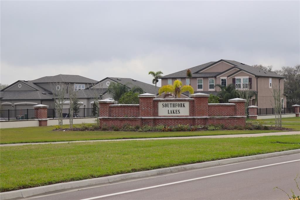 For Rent: $2,600 (3 beds, 2 baths, 2076 Square Feet)