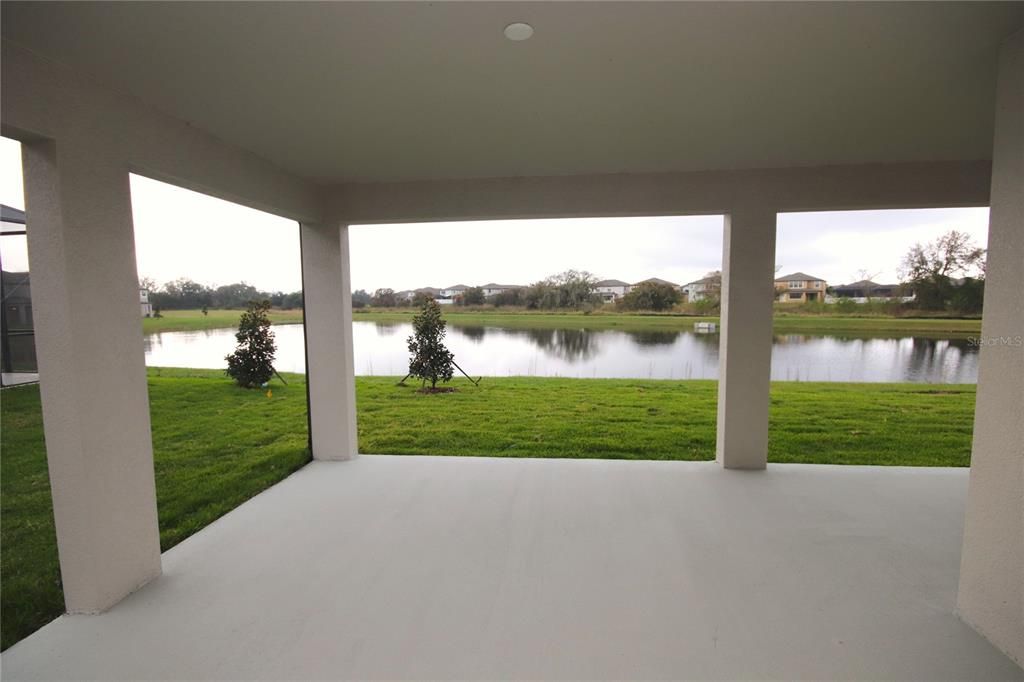 For Rent: $2,600 (3 beds, 2 baths, 2076 Square Feet)