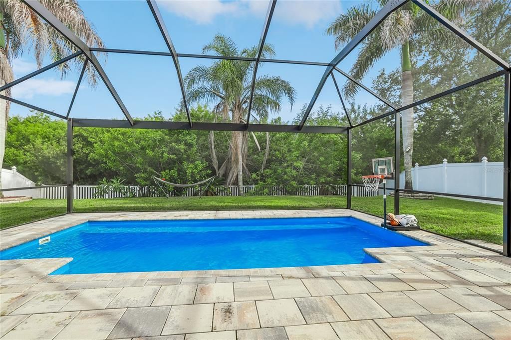 En Venta: $549,990 (5 camas, 3 baños, 3139 Pies cuadrados)