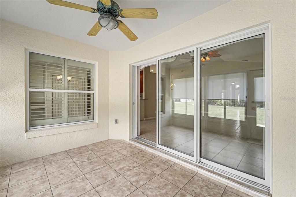 En Venta: $300,000 (3 camas, 2 baños, 2170 Pies cuadrados)