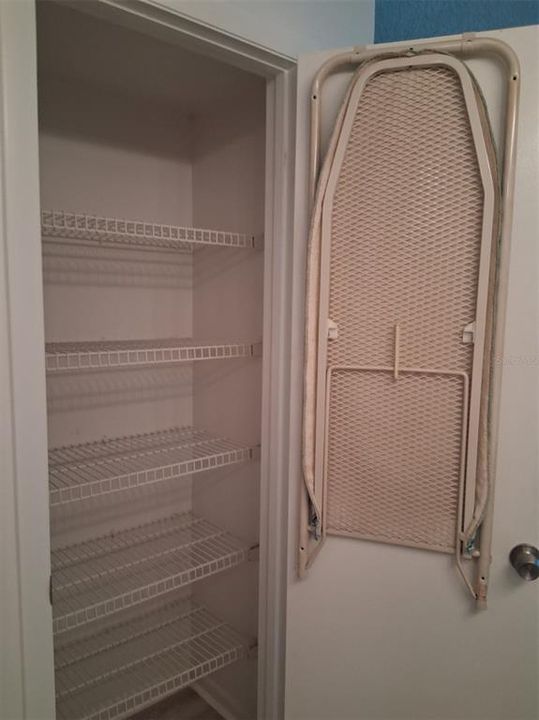 En Renta: $1,800 (2 camas, 2 baños, 930 Pies cuadrados)