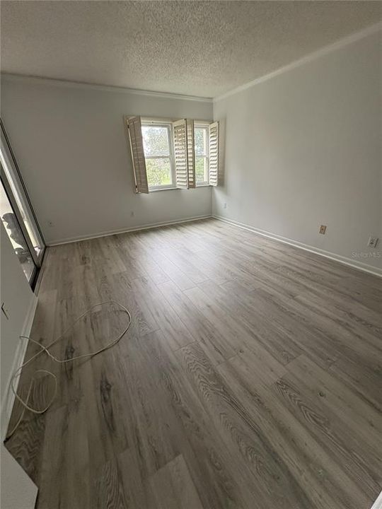 En Renta: $1,800 (2 camas, 2 baños, 930 Pies cuadrados)