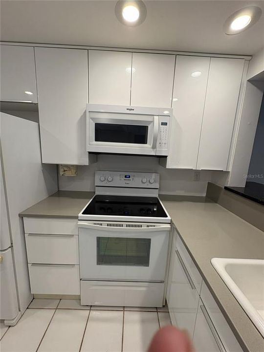 En Renta: $1,800 (2 camas, 2 baños, 930 Pies cuadrados)