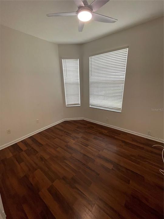 В аренду: $1,900 (3 спален, 2 ванн, 1276 Квадратных фут)