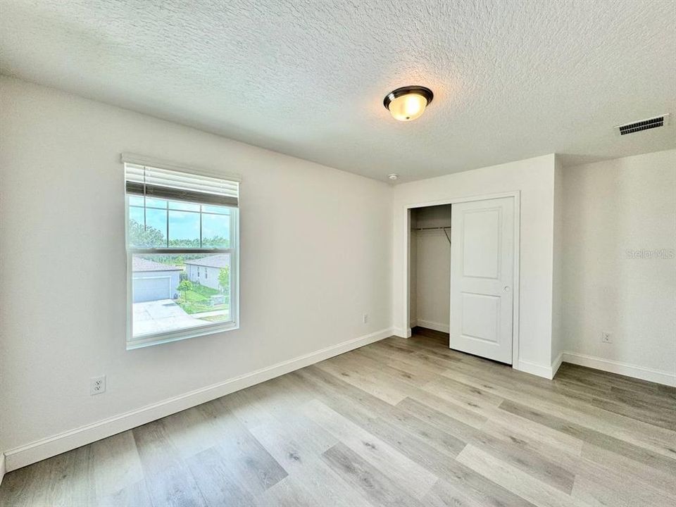 For Rent: $2,500 (4 beds, 2 baths, 2340 Square Feet)