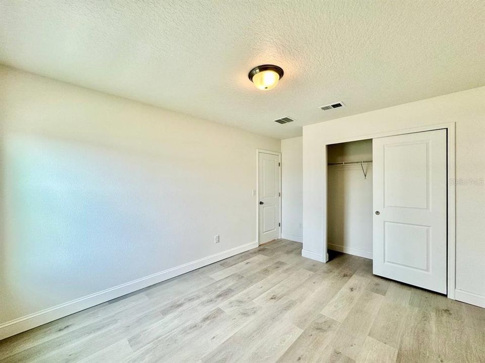 For Rent: $2,500 (4 beds, 2 baths, 2340 Square Feet)