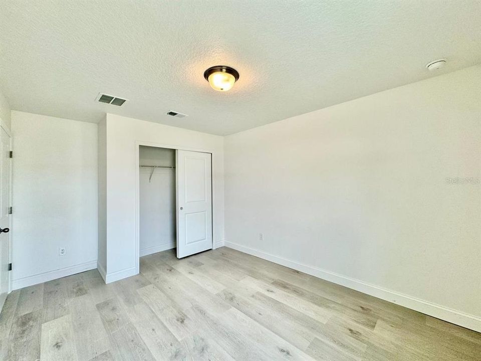For Rent: $2,500 (4 beds, 2 baths, 2340 Square Feet)