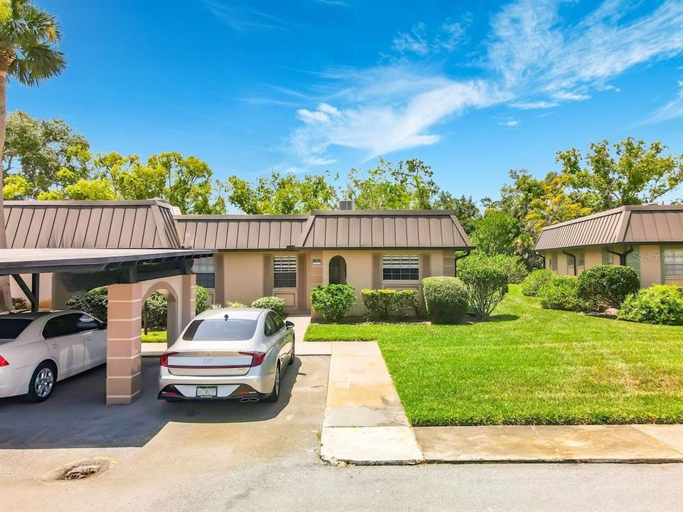 For Sale: $129,000 (2 beds, 2 baths, 1050 Square Feet)