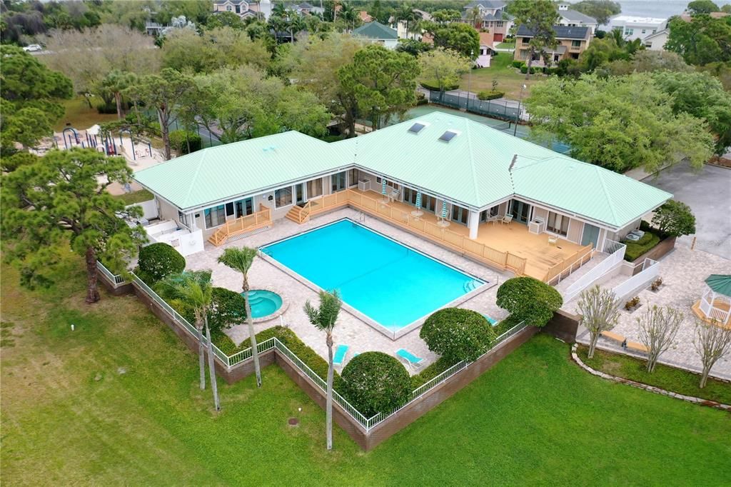 En Renta: $4,700 (5 camas, 3 baños, 2290 Pies cuadrados)