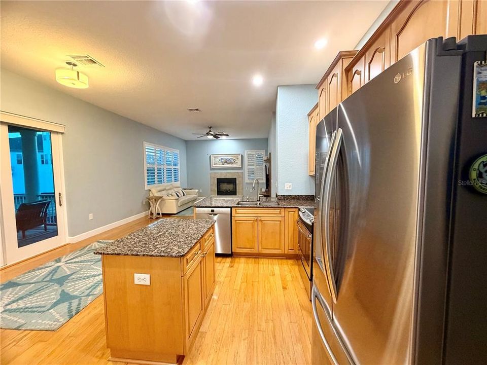 En Renta: $4,700 (5 camas, 3 baños, 2290 Pies cuadrados)