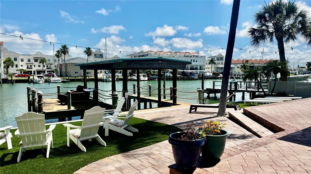 For Sale: $1,898,000 (3 beds, 3 baths, 2430 Square Feet)