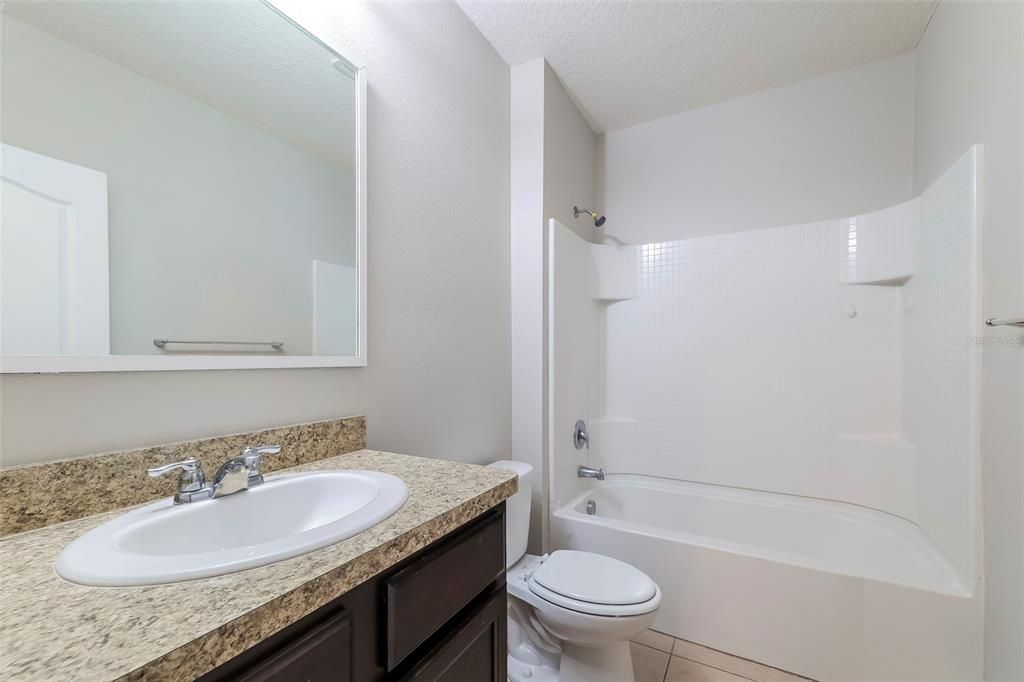В аренду: $2,295 (4 спален, 2 ванн, 1851 Квадратных фут)